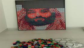 شاب سعودي يبدع في رسم صورة لولي العهد السعودي بمكعبات” الروبيك”