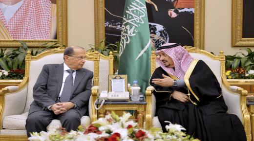 الملك سلمان يستقبل ميشال عون في زيارة رسمية
