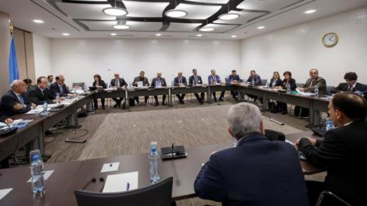 المعارضة السورية في جنيف تؤكد على عدم قبولها بوجود الأسد وأركانه في أي مرحلة مقبلة في سوريا