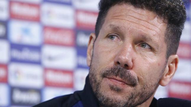 المؤتمر الصحفي لمدرب اتلتيكو مدريد سيموني الخاص بمبارته امام برشلونة