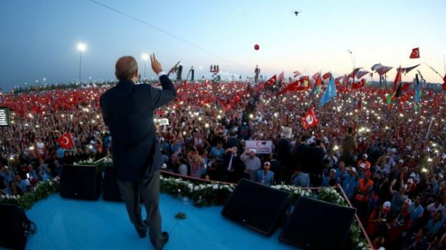 هولندا تنضم لألمانيا في إلغاء فاعليات الجالية التركية لتأييد التعديلات الدستورية بحضور وزراء أتراك