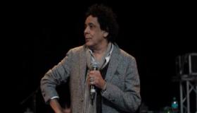 تخصيص نسبة من أرباح حفل منير لصالح بنوك الدم ومستشفى الحروق