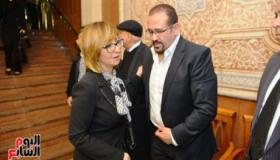 نجوم الفن في عزاء والدة الفنان هشام عباس