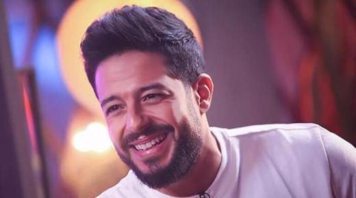 مفاجأة حماقي لجمهوره في الكريسماس