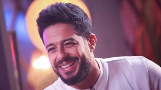 مفاجأة حماقي لجمهوره في الكريسماس