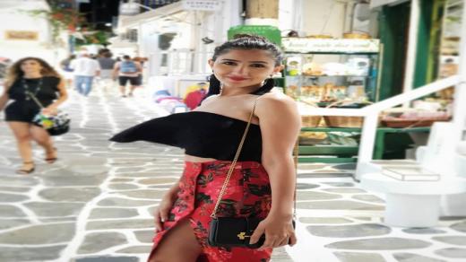 مي عمر تظهر بعد غياب من خلال جلسة تصوير مثيرة