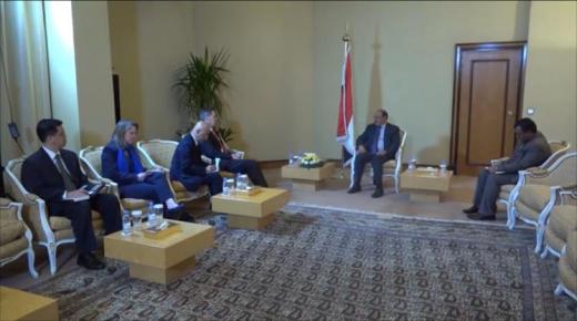 اتهامات يمنية لإيران بتهريب أسلحة لميليشيات الحوثي لقتل اليمنيين وزعزعة استقرار دول الجوار