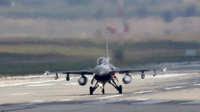 ضباط أتراك بحلف الناتو يقدمون طلبات لجوء للحكومة الألمانية عقب وقفهم عن العمل على خلفية محاولة الإنقلاب