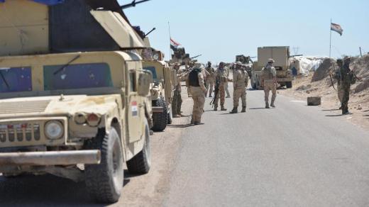 تقدم للقوات العراقية في محيط مطار الموصل في إطار استعادة المدينة من تنظيم الدولة