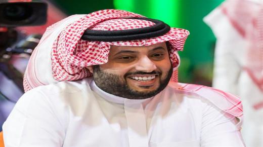 بعد فوز بيراميدز على الزمالك.. آل شيخ يؤكد الدوري للأهلي