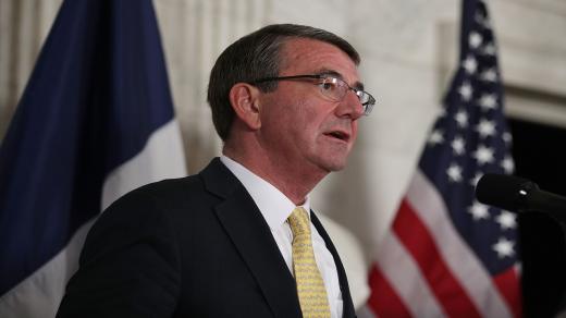 وزير الدفاع الأمريكي في العراق من أجل معركة الموصل