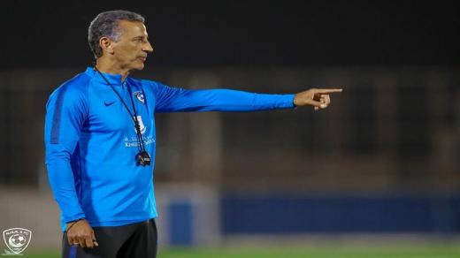 راتب البرازيلي بريكليس شاموسكا لتدريب الهلال في 5 مباريات
