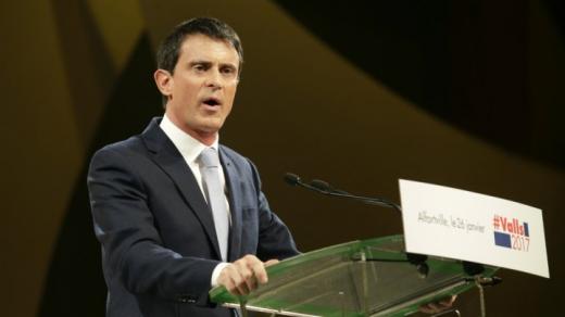 رئيس الوزراء الفرنسي السابق ينفي دعوته لتأييد المرشح الرئاسي ايمانويل ماكرون