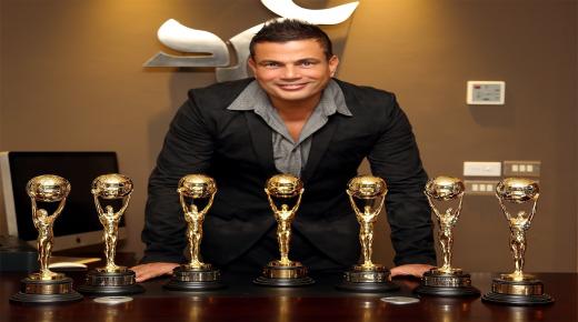 أجر عمرو دياب في حفل كريسماس 2018