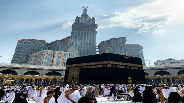 ماهي الأدوية التي يجب على الحاج اصطحابها هذا العام؟ مختص يجيب