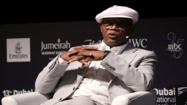 صامويل جاكسون يتحدث عن حياته و عن المسلمين في جلسة حوارية مفتوحة.