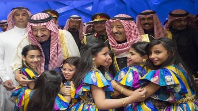 الملك سلمان يشارك في حفل مركز الشيخ جابر الثقافي