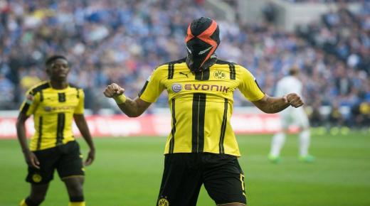 أوباميانغ يتعرض لعقوبة من بوروسيا دورتموند