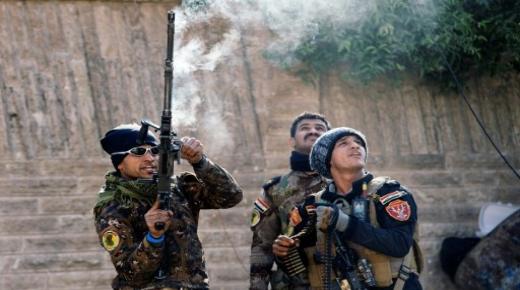 الناتو يدرب جنودا عراقيين على تعطيل العبوات الناسفة لمواجهة تنظيم الدولة الإسلامية