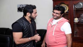 الخلافات تشتعل بين وليد منصور ومحمد رمضان بسبب الإيرادات