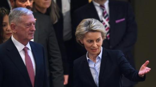 العديد من القادة الأوربيين يوجهون تحذيرات للرئيس الأمريكي حول الإتحاد الأوروبي وروسيا