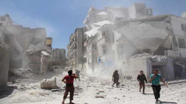 النظام السوري يصعد من غاراته وقصفه لمختلف المناطق الخاضعة للمعارضة السورية