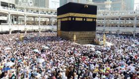 حرق الكعبة أم حرق نفسه ؟ تعرف علي الرواية الحقيقية لما حدث بمكة اليوم