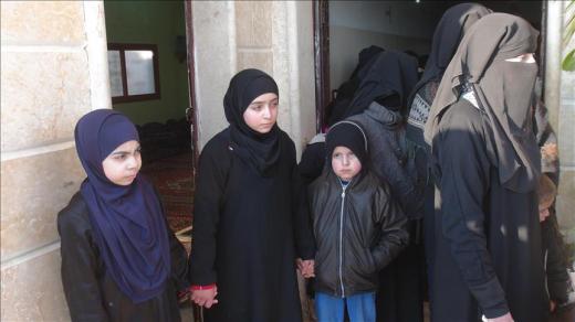 عملية تبادل أسري بين النظام السوري والمعارضة تكشف قتامة الأوضاع الإنسانية في سوريا