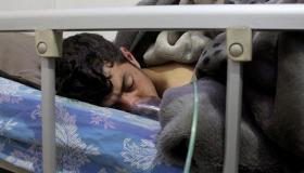 إستشهاد سوري بغارة بغاز الكلور للنظام في سوريا و لا وقف لإطلاق النار رغم الآستانة