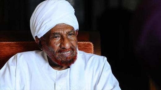 عودة المهدي إلي السودان بعد عامان ونصف من المنفي