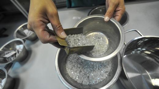 أزمة السيولة في الهند تؤثر على مبيعات الألماس