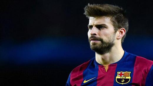 عقوبة تنتظر بيكية بسبب انتقاداته الجديده لتحكيم الاسباني