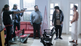 صور أولية من فيلم ” عندما يقع الإنسان في مستنقع أفكاره فينتهى به الأمر إلى المهزلة