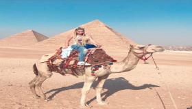 نسرين طافش تقضي إجازة العيد في الأهرامات