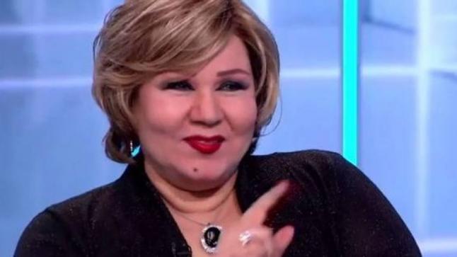 إستضافت الإعلامية راغدة شلهوب فى برنامجها فحص شامل الفنانة هياتم وكشفت الكثير من الأسرار